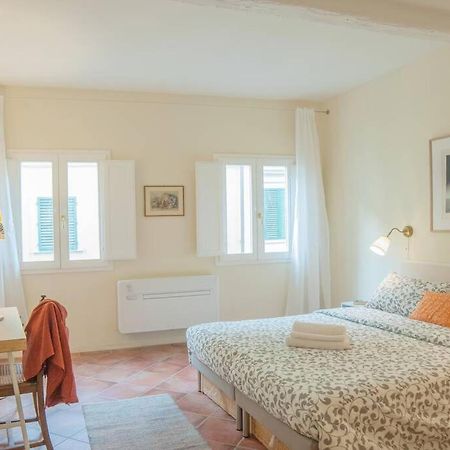Cozy Macci Flat 4 People Near Santa Croce Square Apartment Florence Exterior photo